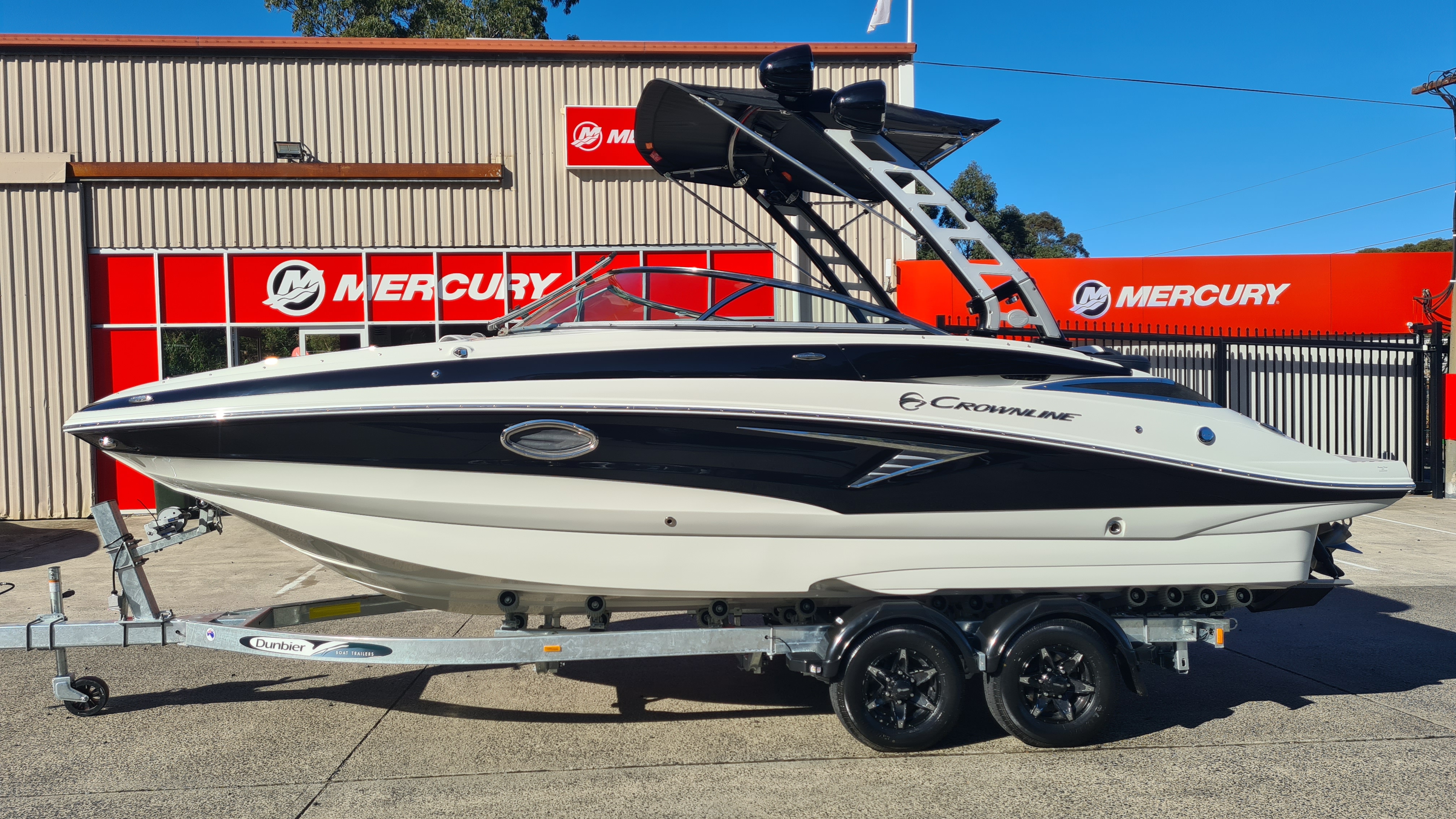 Crownline boats store